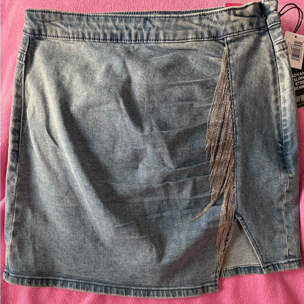 Rock & Roll Denim High Rise Extra Stretch Denim Mini Skirt with Fringe Detail
